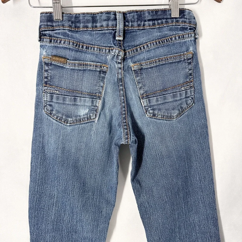 Ariat this awesome